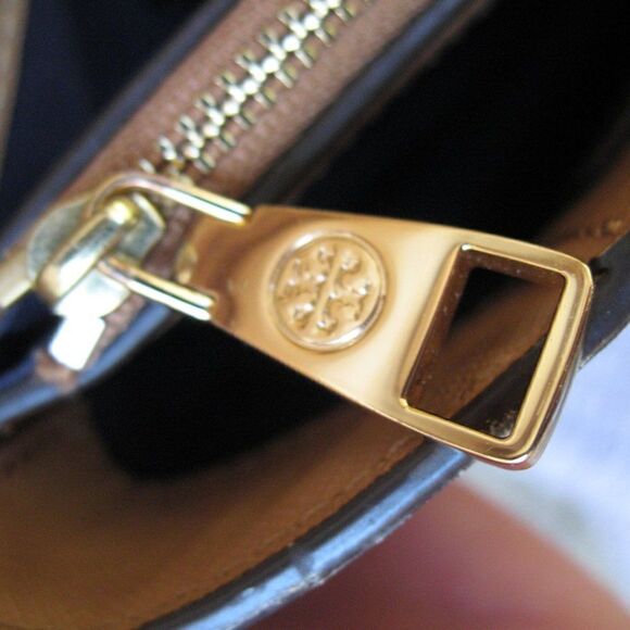 Tory Burch Robinson Small Tan Cardamom Bag Tote - Picture 15 of 16